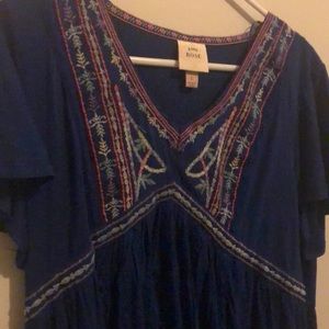 Large Knox Rose Embroidered Top